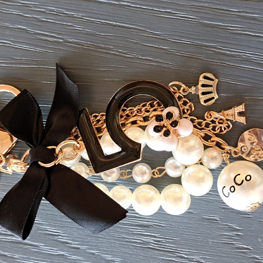 Chanel Style Keychain or Purse Charm, Blk, New No Tag